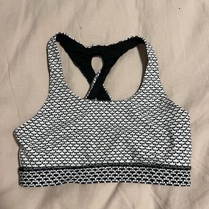 Lululemon bra